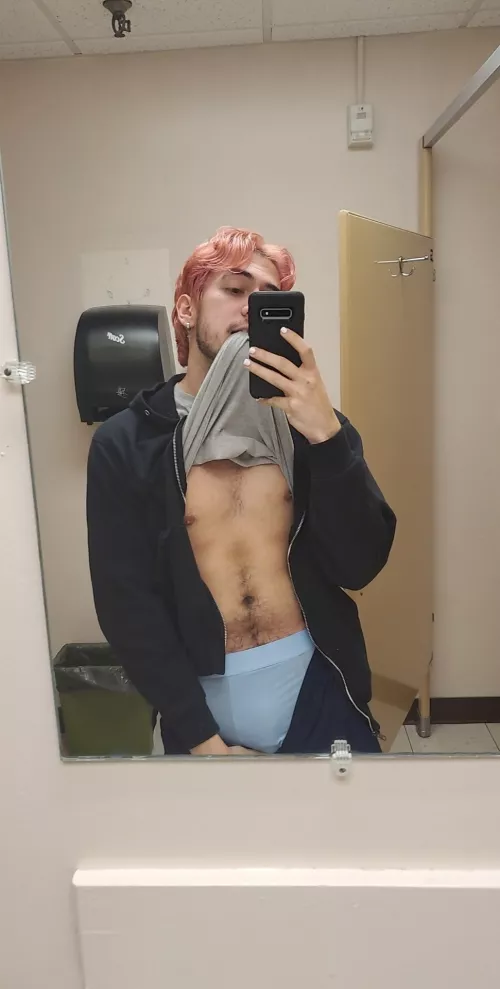 I love taking pics in my college's bathrooms by FoxRoutine