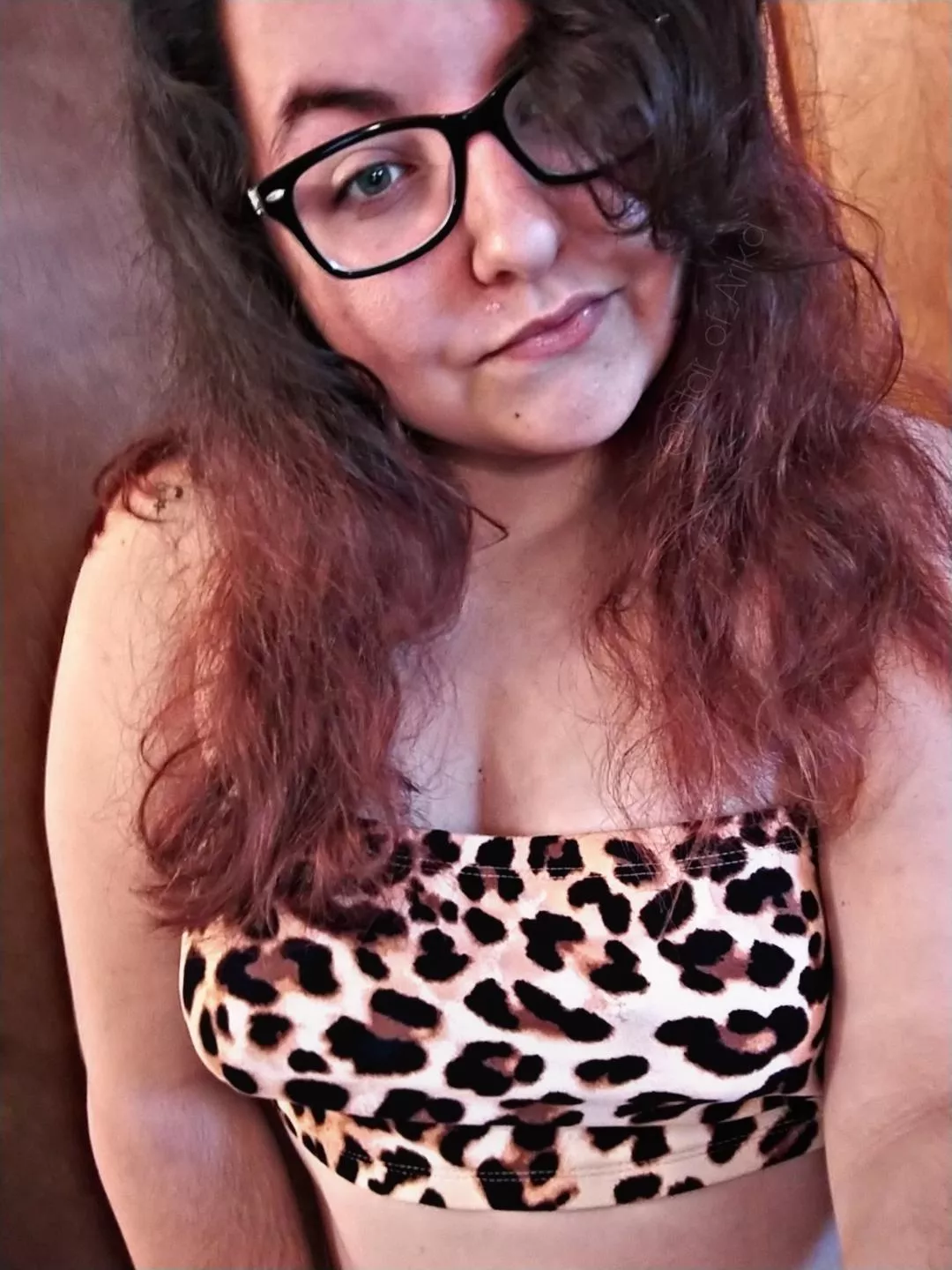 I love the classic black. They just fit my face 😍🤓👓 posted by Star_of_Arika