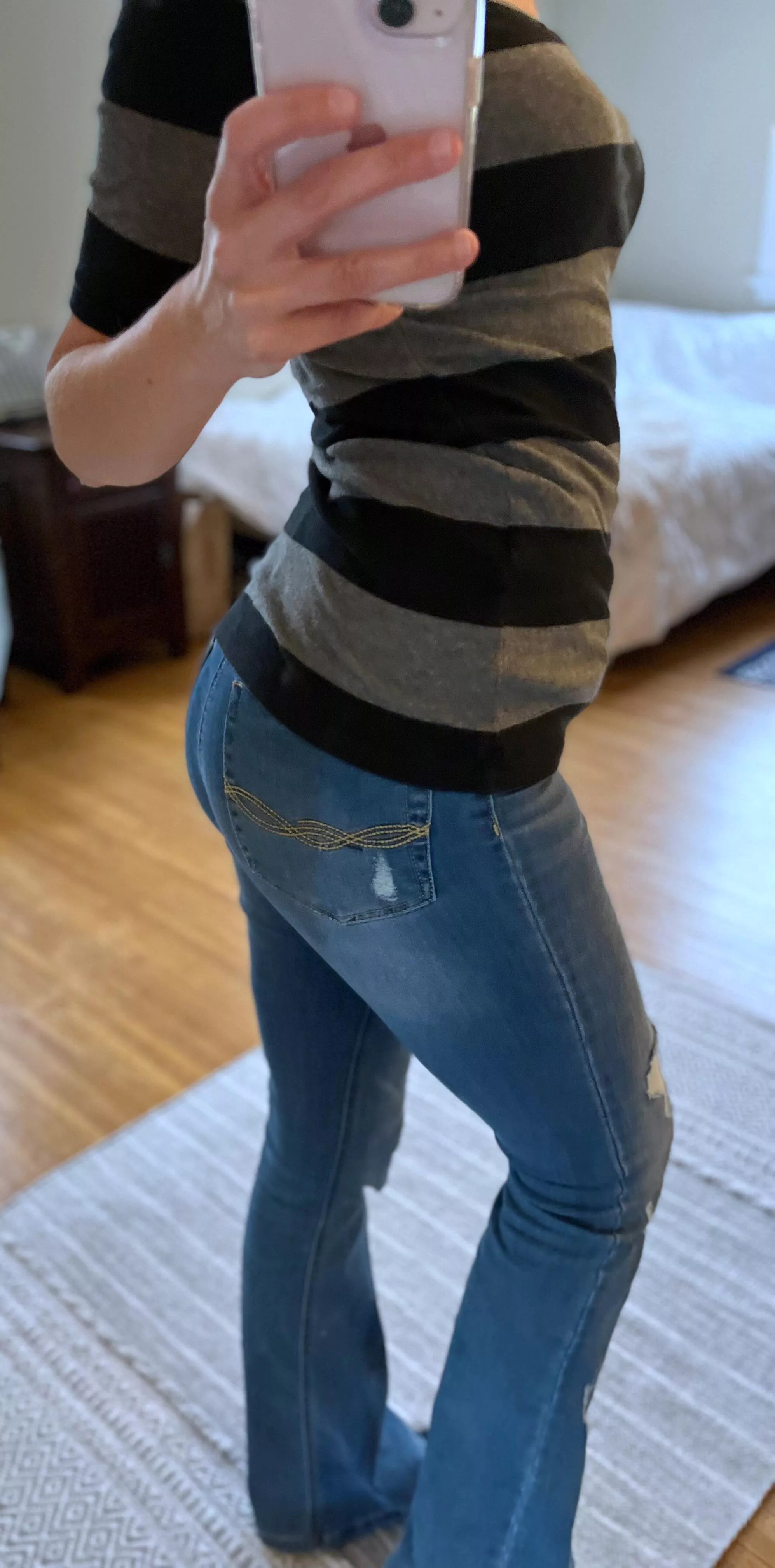 I love the honest opinions I get here about my jean options posted by Spider-Slut