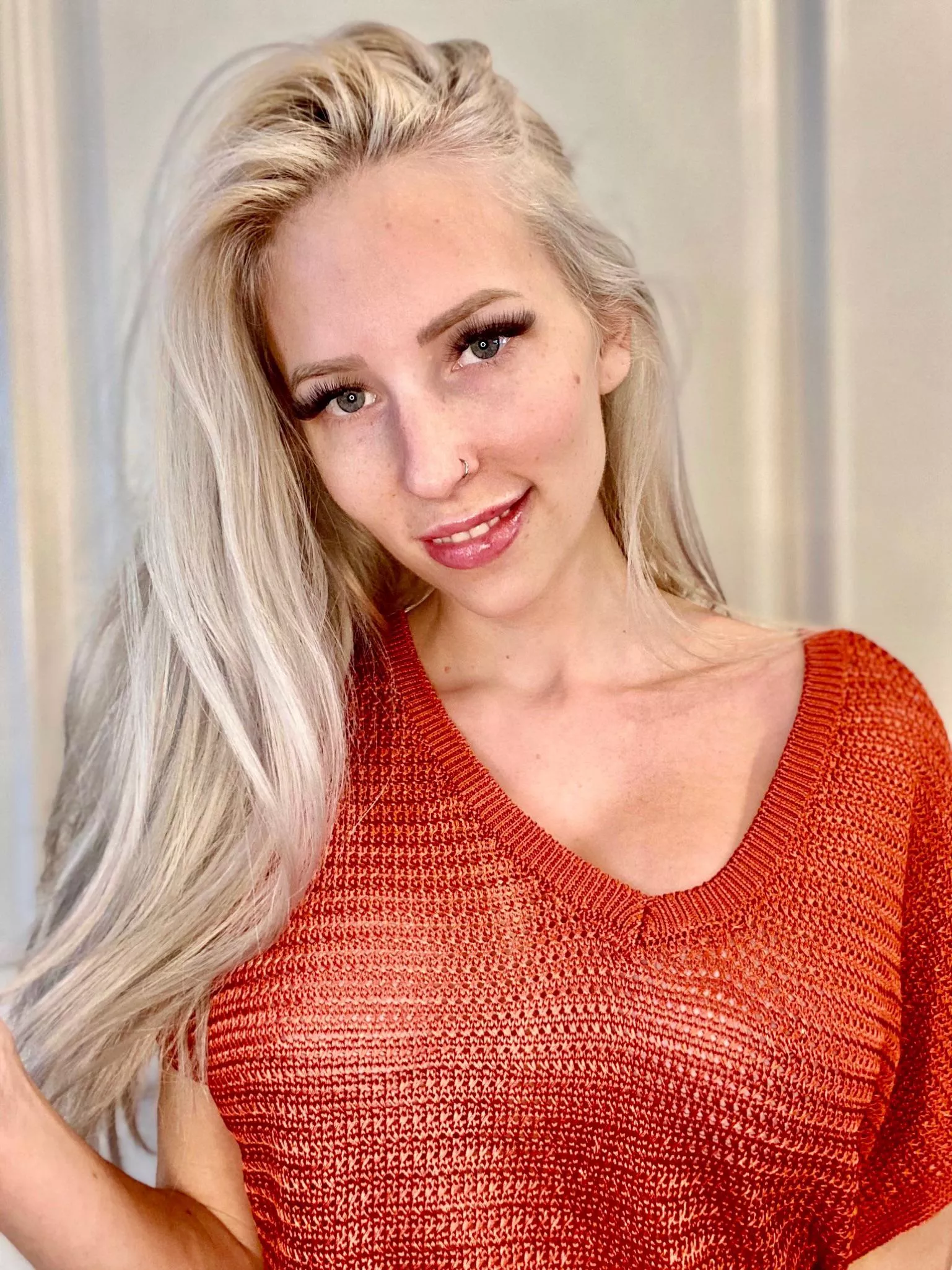 I love the looks I get when I wear this top…😈💋 posted by jjmich8008