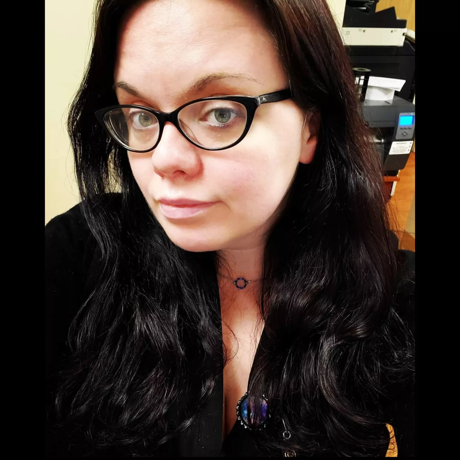 I Love The Way I Look In These Glasses posted by ILoveHotGayMen