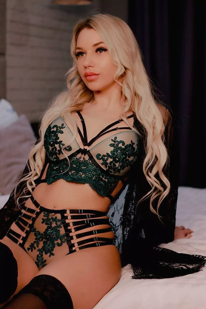 I love this angle of my boobs posted by FreelySuccessful