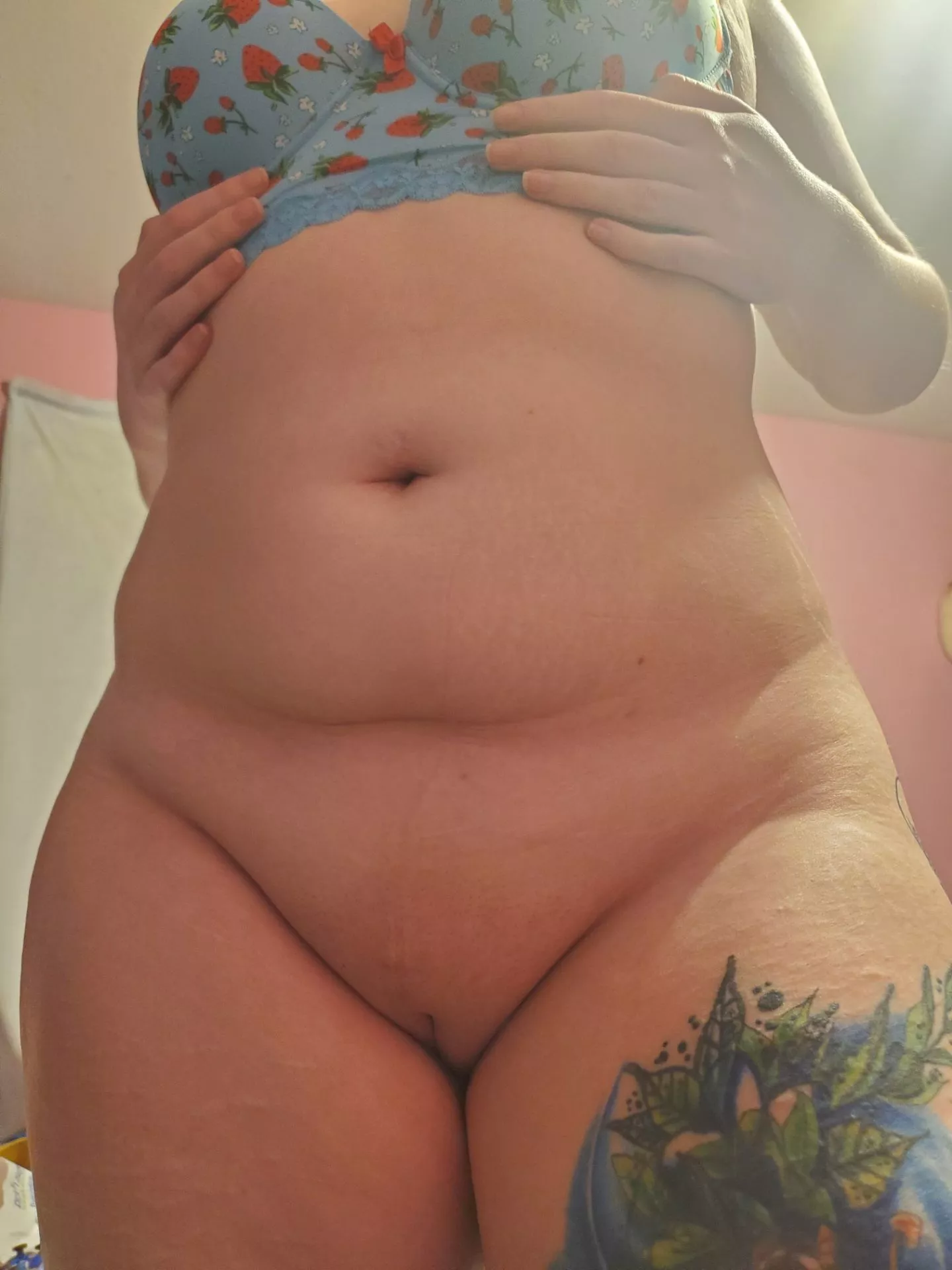 I love this bra🥰 but let's be honest..you didn't notice it first did you 👀 posted by HotxDemonxBitch