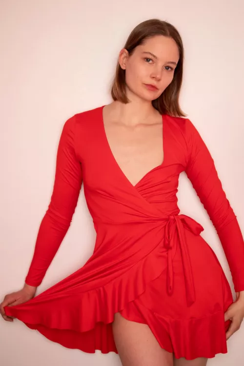 I love this little red dress [f] by sophiaemilia