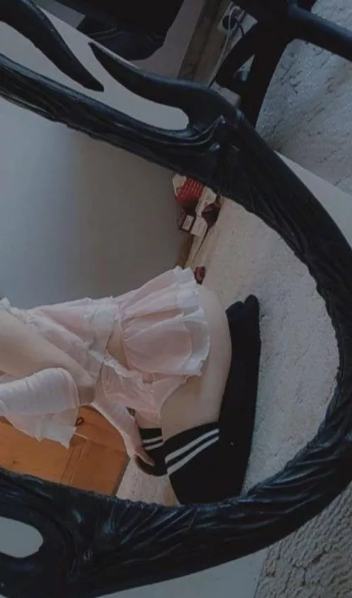 I love this outfit by Uwuuooi