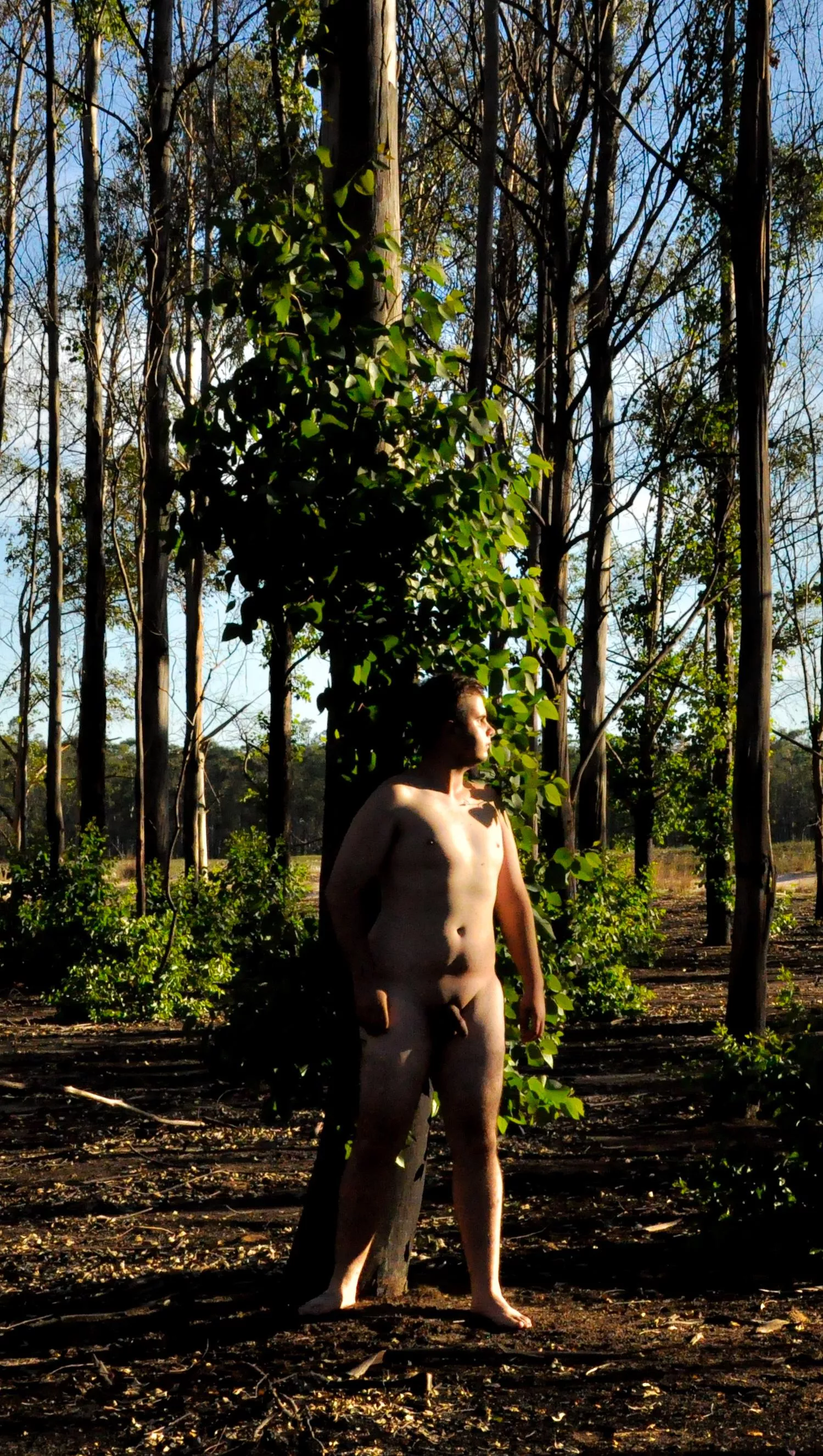 I love this picture 💙 posted by GiantNudistGuy