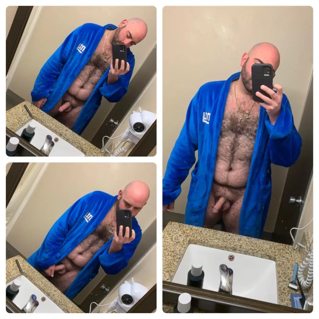 I love this robe by Liquid_ice_27