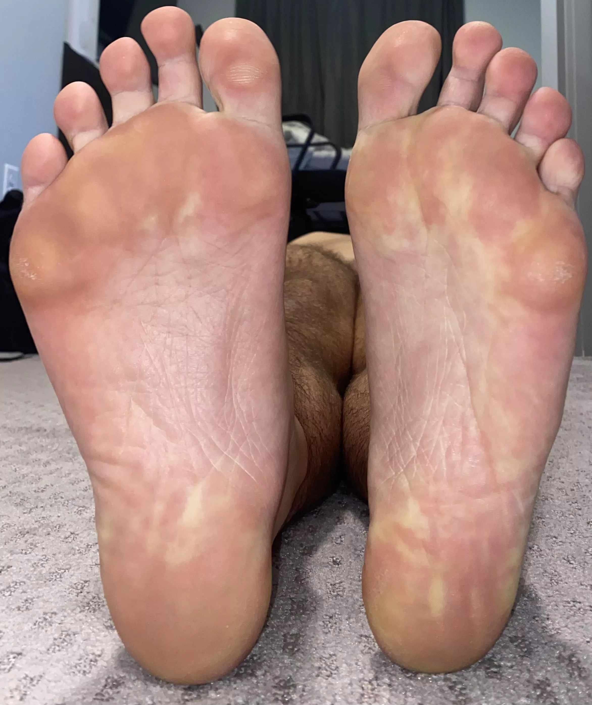 I love to give footjobs posted by NecessarySociety5164