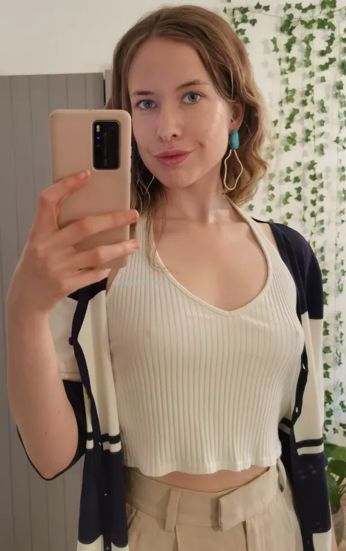 I love to provoke without a bra outside 😜 [F] by naturalgirl_mel