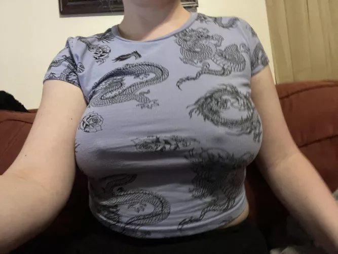 I love walking around like this by Gangbangmee