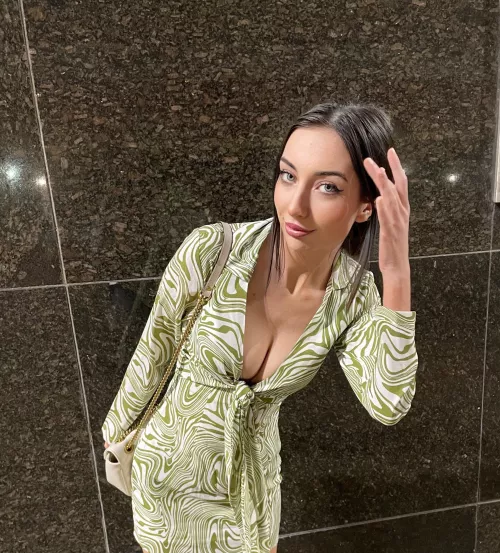 i love wearing a full face of makeup by succubusmar