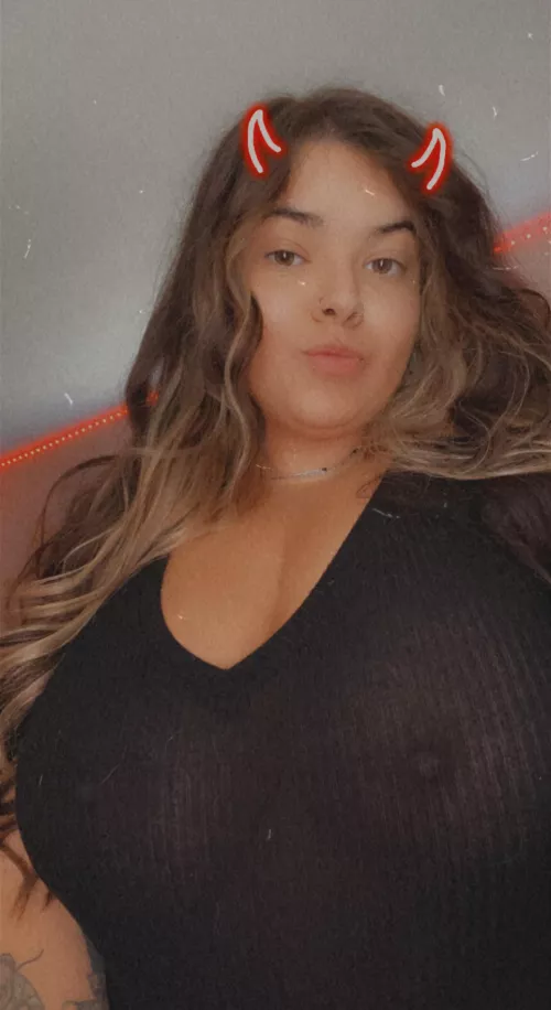 I love wearing see through shirts to see how many men I can get hard in public 😈 by downwthethicccness