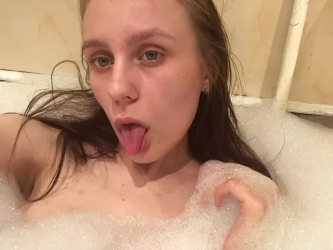 I lover to feel myself while showering by ness_space