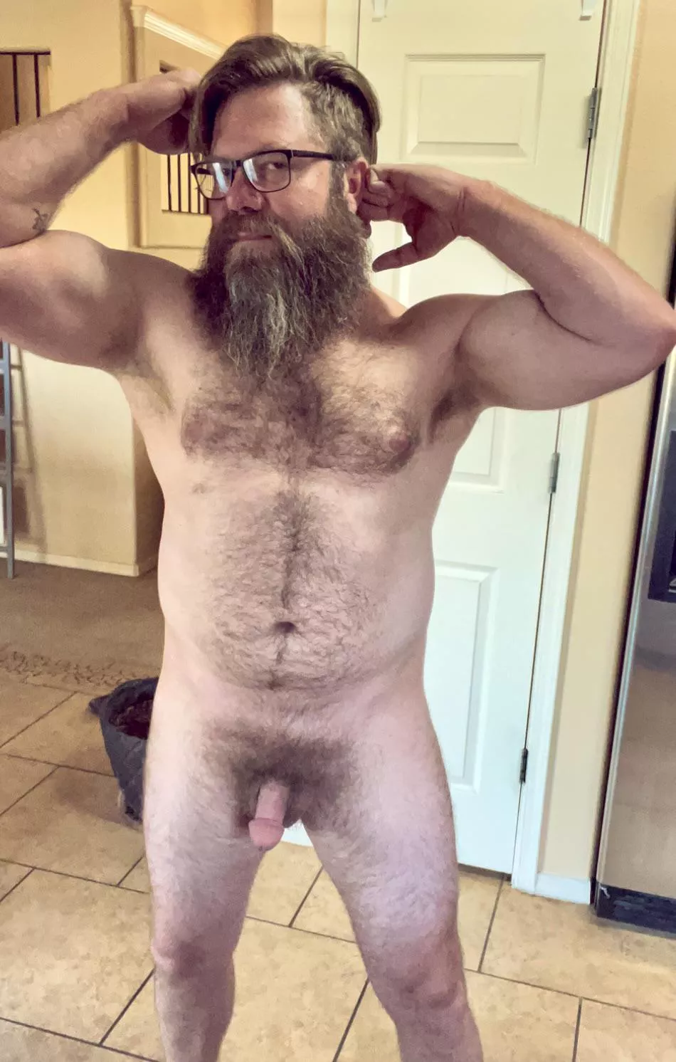 I make an awesome breakfast! Sausage on the side available upon request 😏 posted by Zaofan