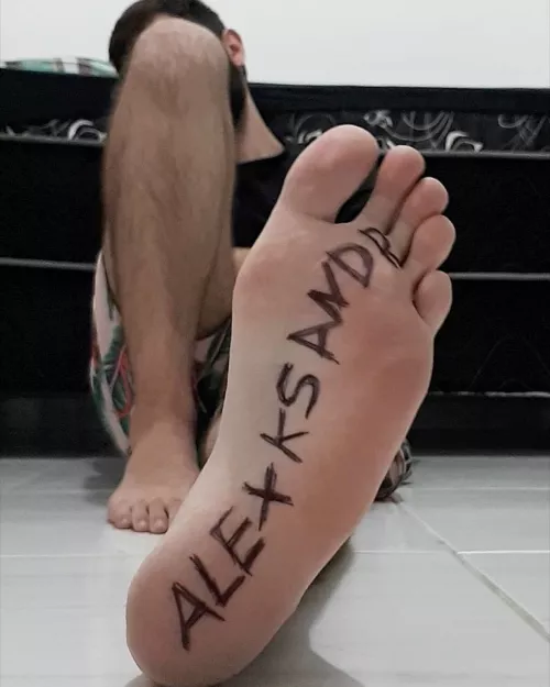 I make custom video today by principechiclete