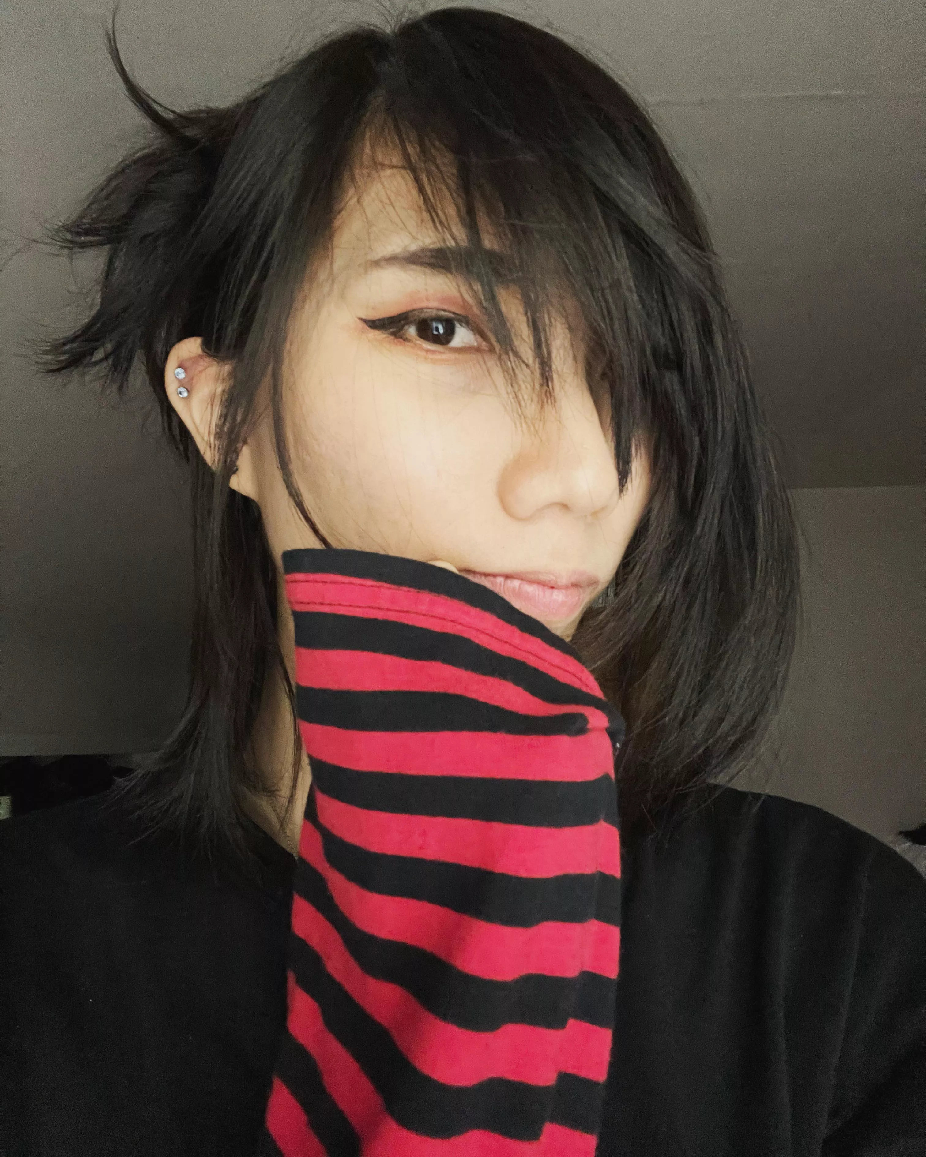 I miss my old hairstyle 🥲 posted by moon_dw