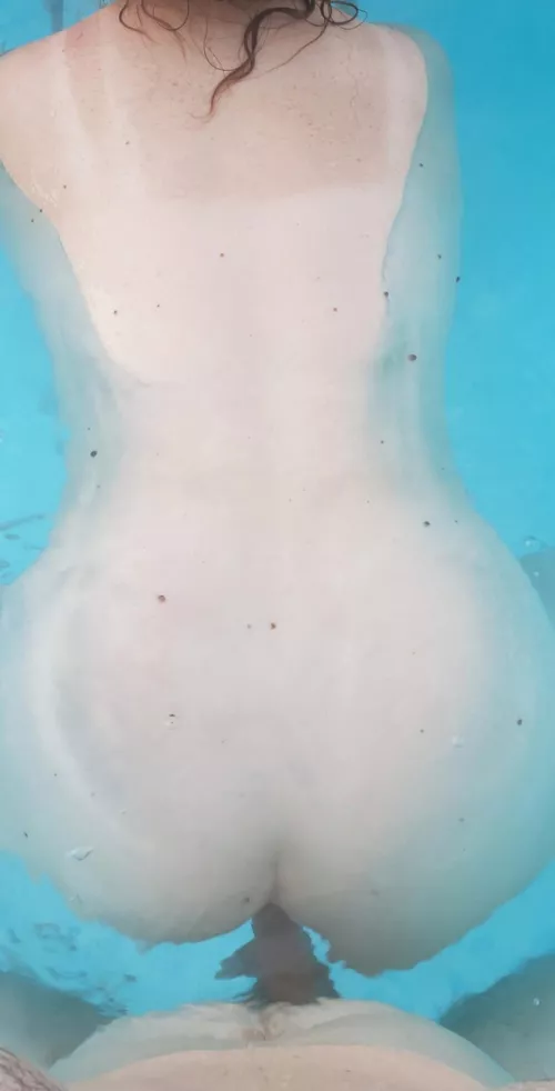 I miss summertime and pool sex🥵 by Scarlettandbrett1