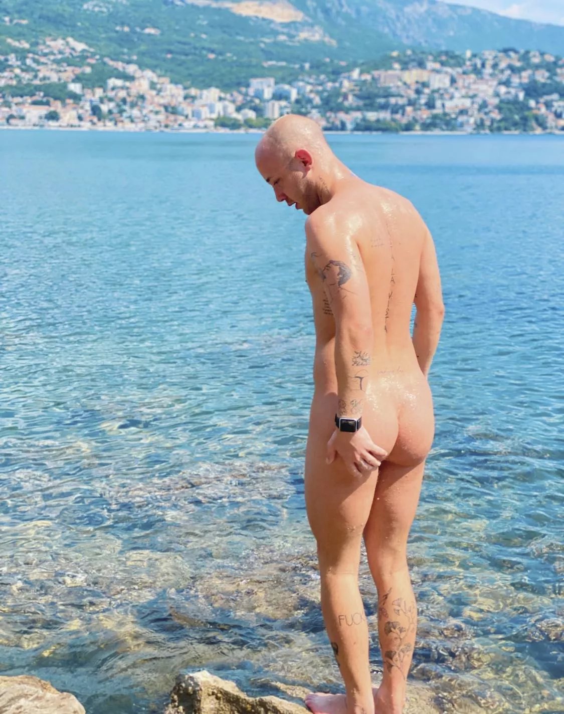 i miss the summer and the people looking at my butt 🥺 posted by peachfromserbia