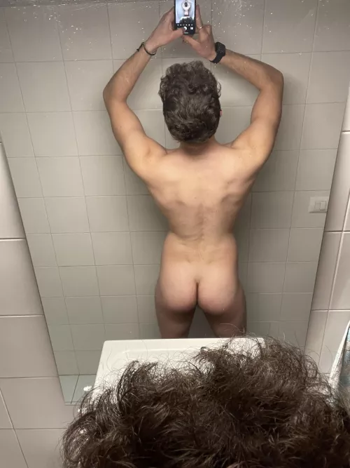 I need a dick inside my virgin butt by riccardohot