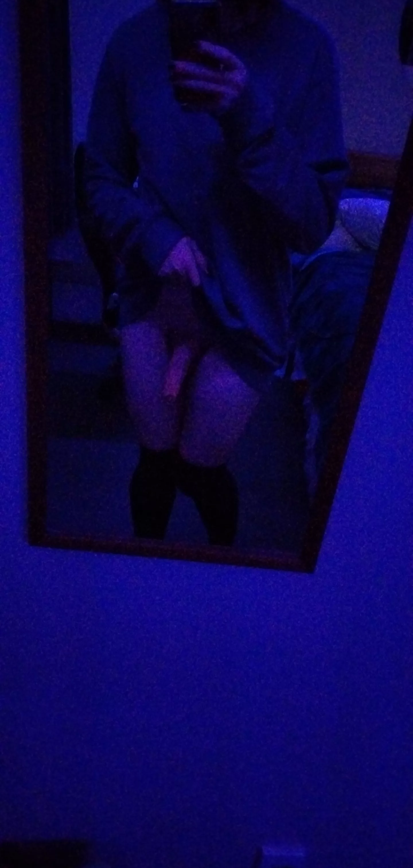 i need a dom <3 posted by davidthesomething