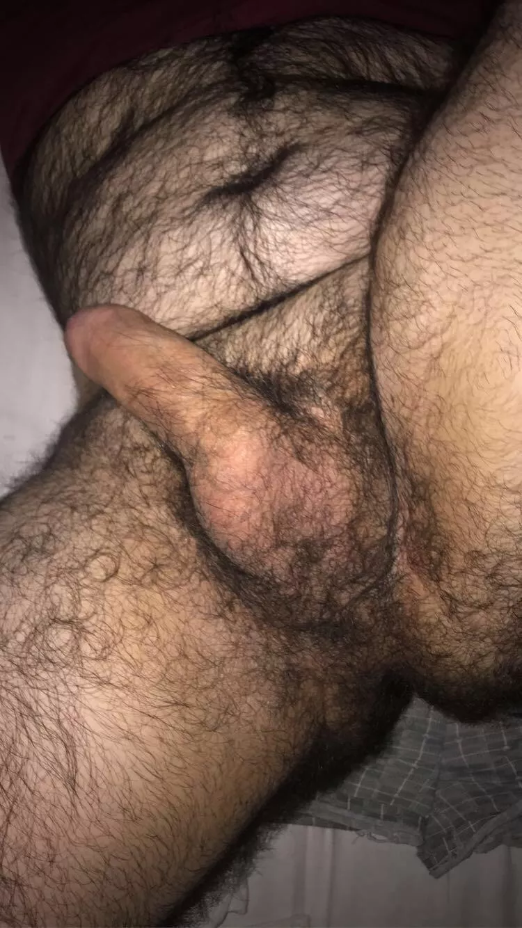 i need a fuckbuddy 😩 posted by chubbyguycutedick