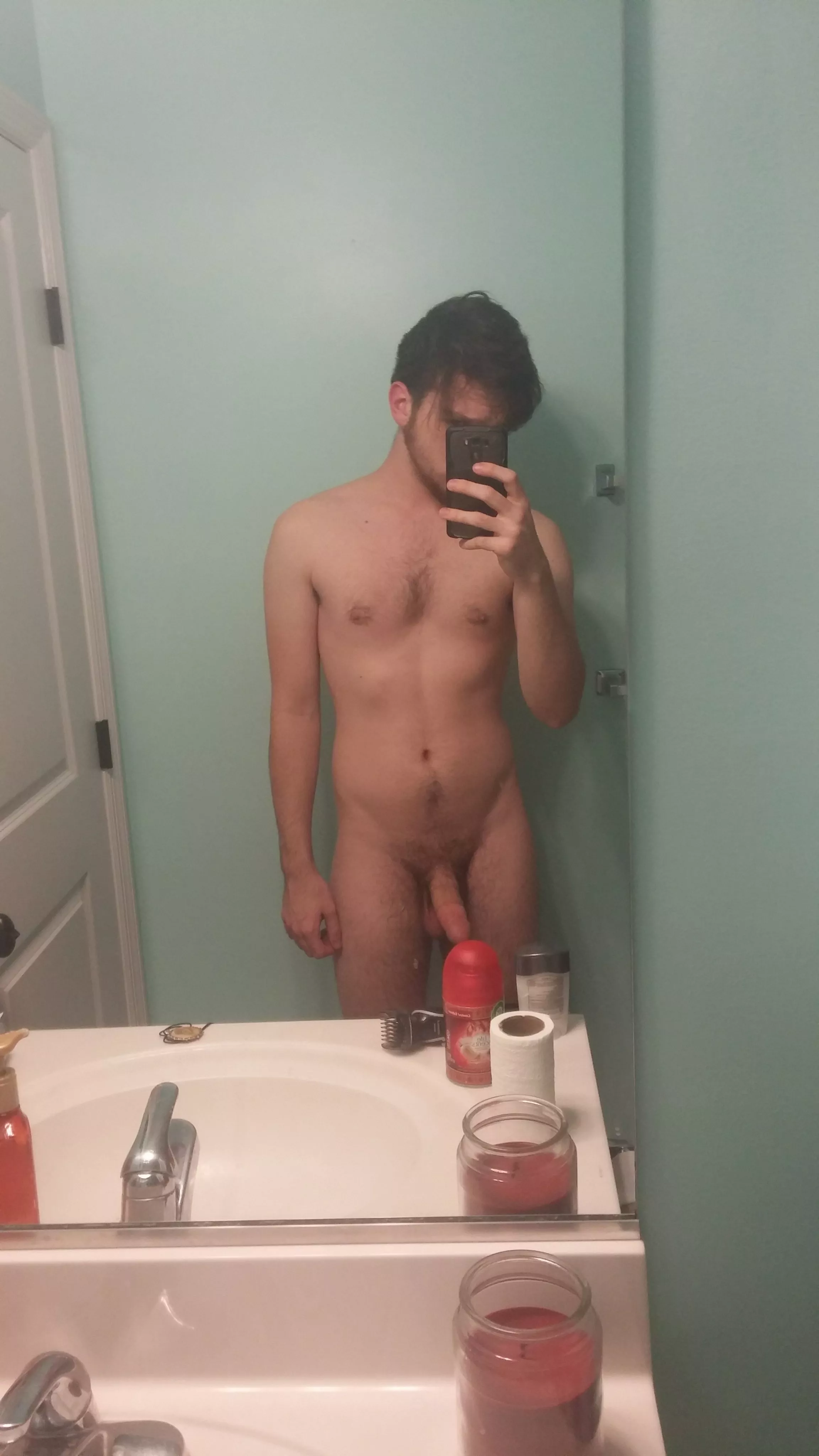 I need a gym bro to shower with [25] posted by Famous-Yak-9793
