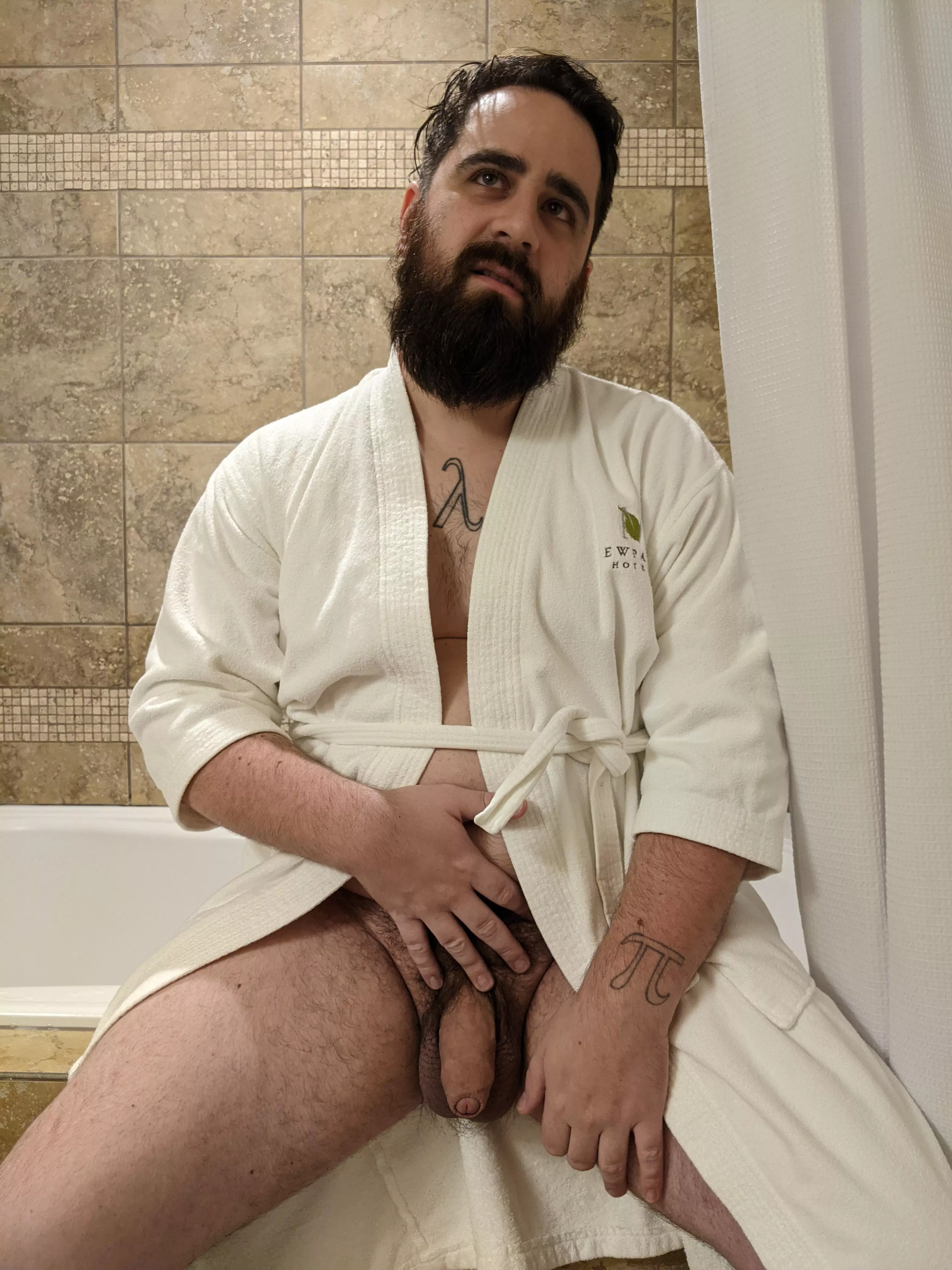 I need a hotel friend. Any takers? posted by Seybutter