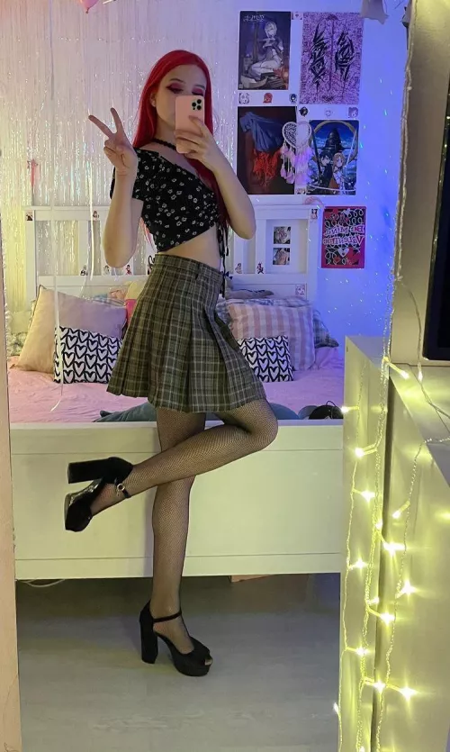 I need a man ! by Emily_Chix