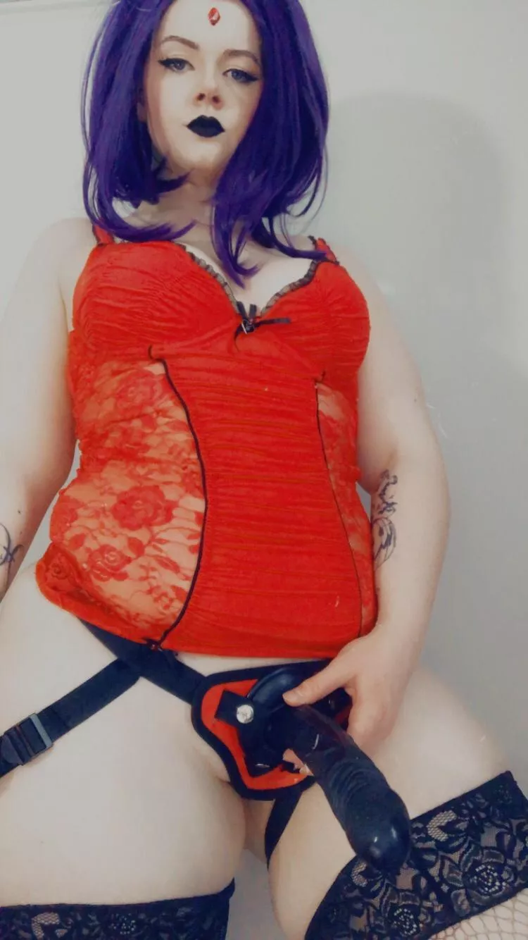 I need a new little slut or sissy to train 😈 who can handle me? [Domme] posted by princessasuka13