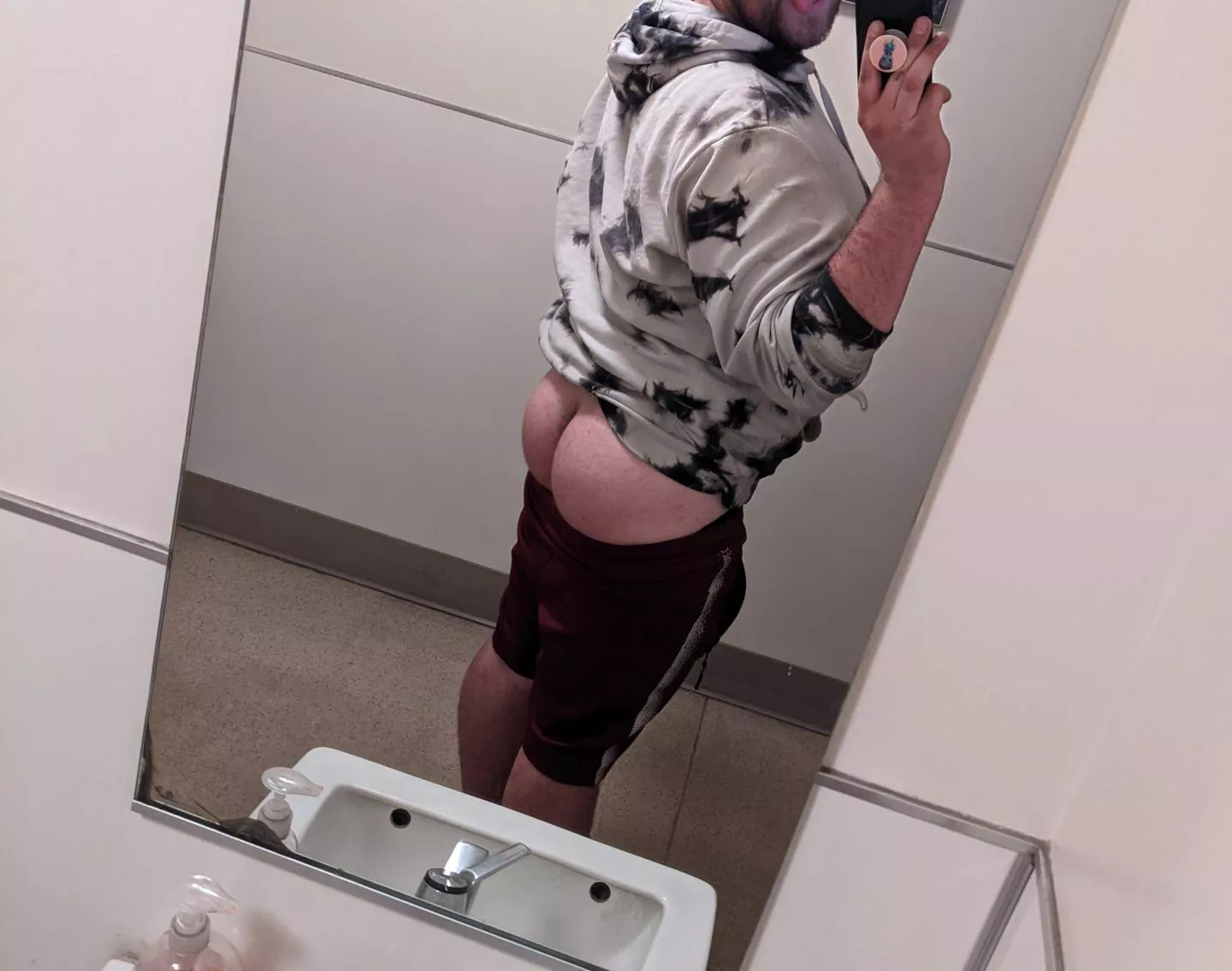 I need a shelf for this ass! posted by HairyCinnaBunny