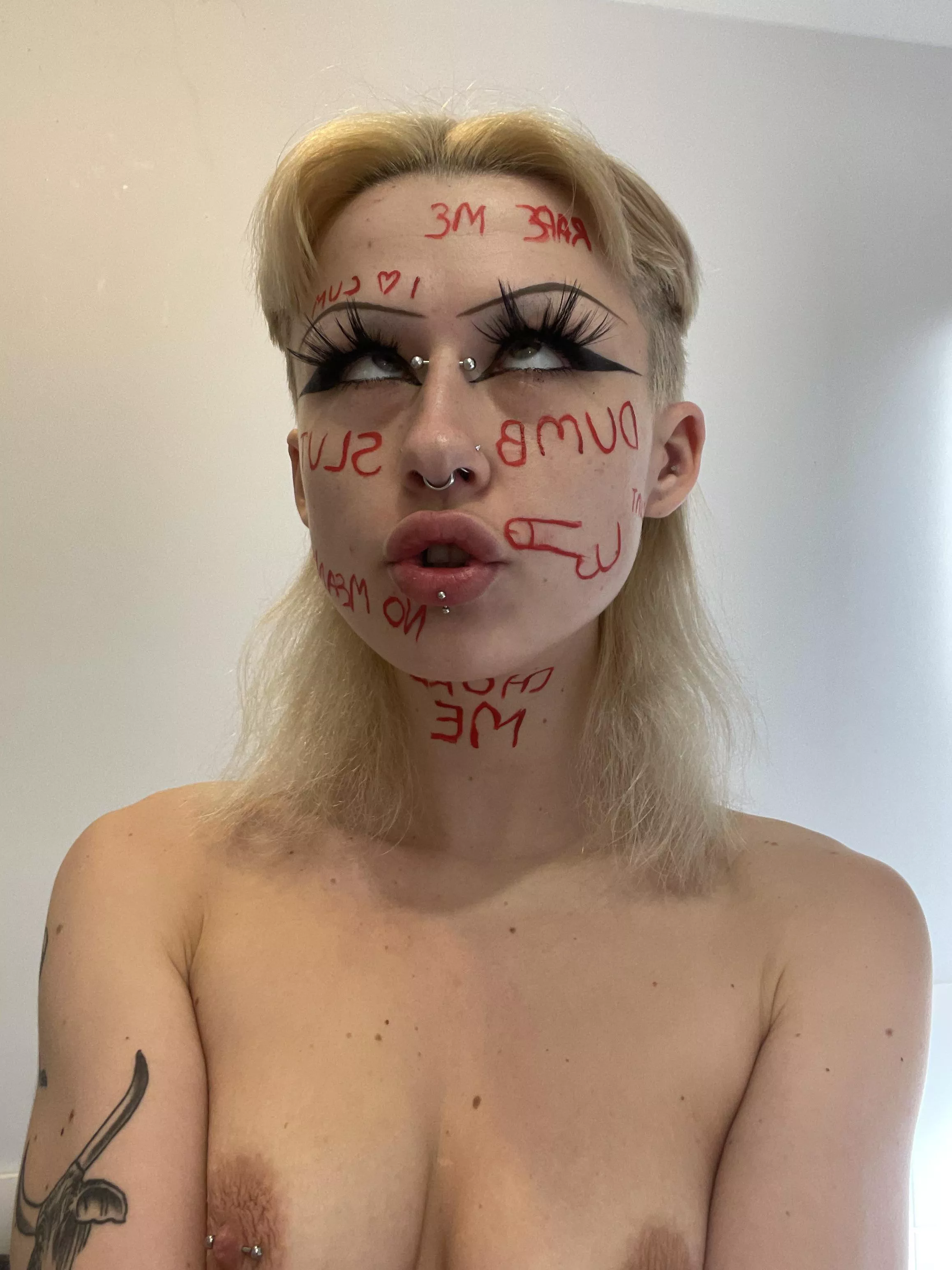 i need another round of lip fillers!! >.< posted by UnderstandingNew976