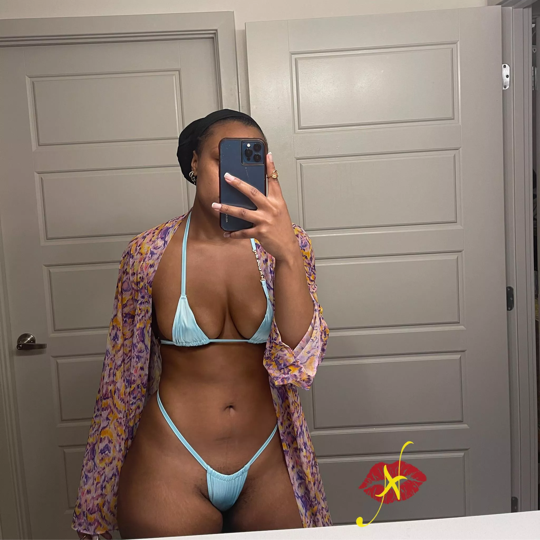 I NEED cuddles&kisses everyday :) posted by anaplaygrund