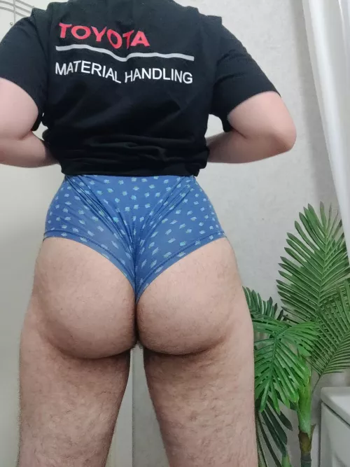 i need my ass to be used 😩 by Past_Entrance5189