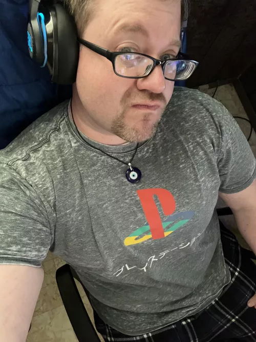 I need new PC gaming buddies by justanotherone990