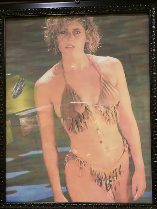 I need some help fellas, who is this model ? by NigBohn