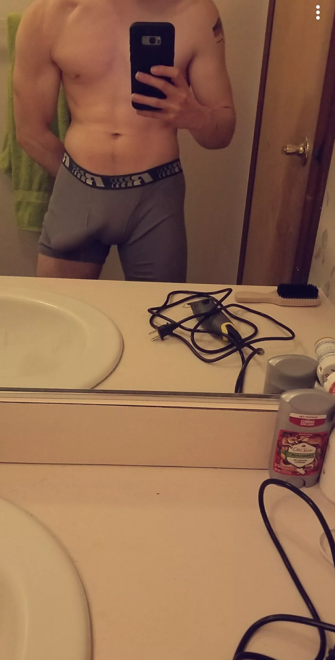 I need some help pulling these down 😏 posted by Zaddycusfinch