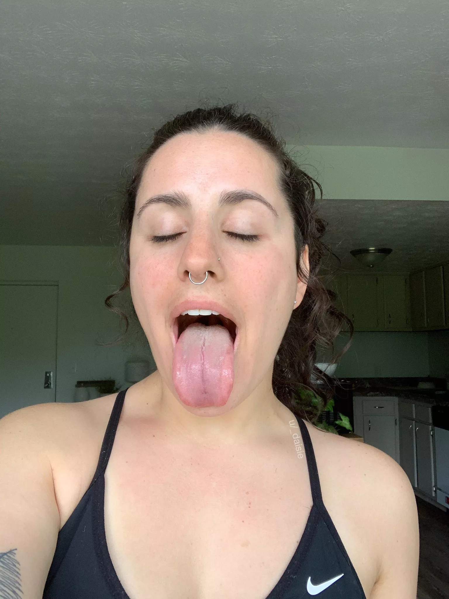 i need some hydration after my workout💦 posted by _daisie