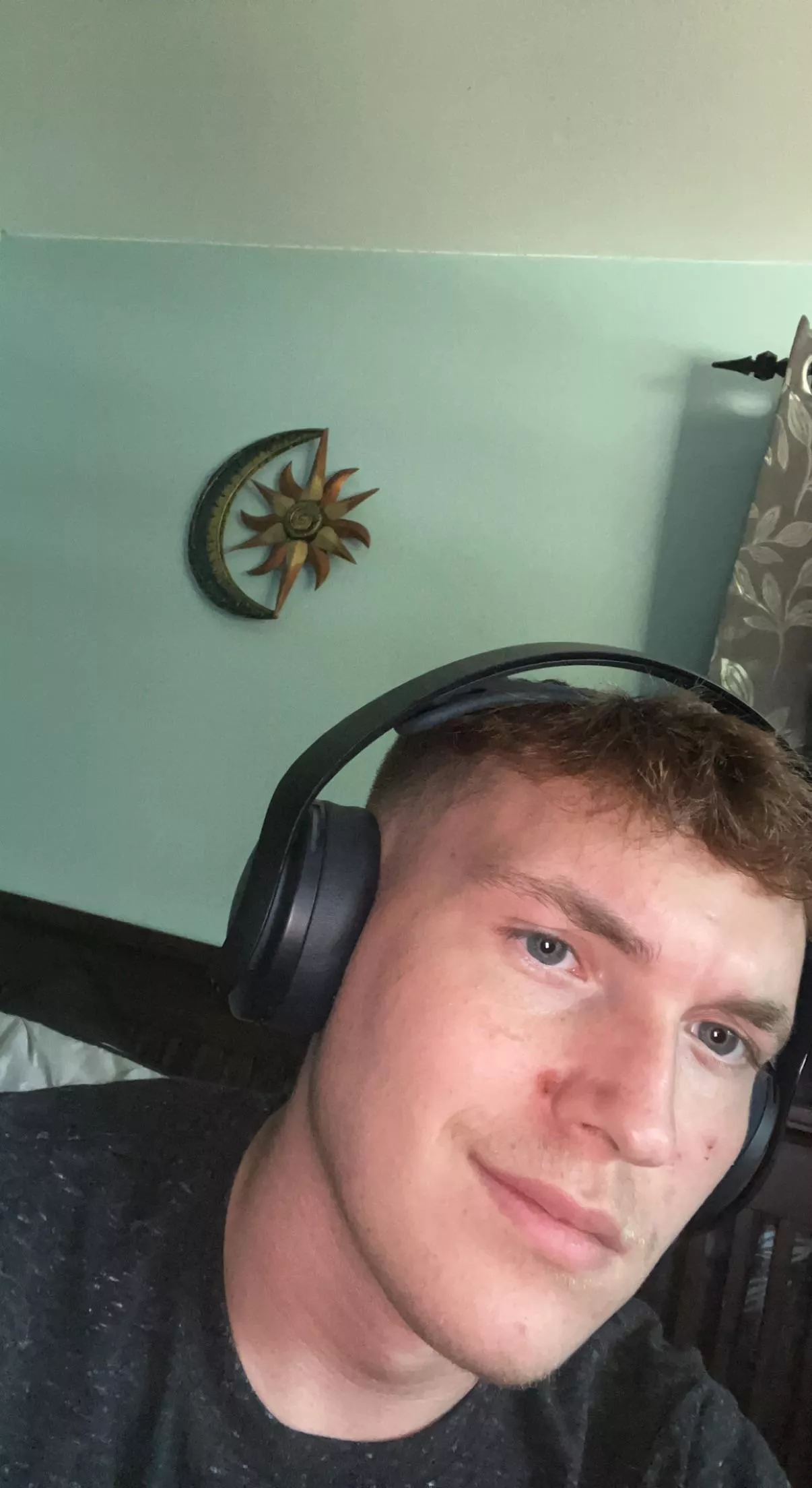 I need some more gaming buds, hmu posted by TiiittySprinkles