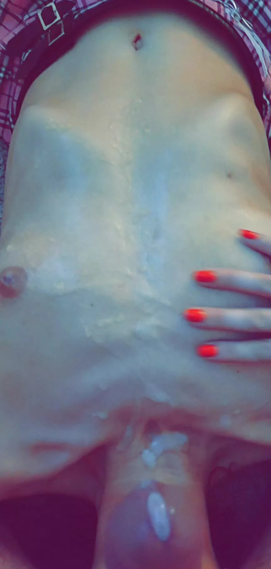 I need someone to cover me like this, apply below.... posted by missscarlettblu