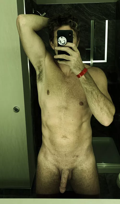 I need someone to kill some time with at this hotel 😏[M47] by genxthrowaway74