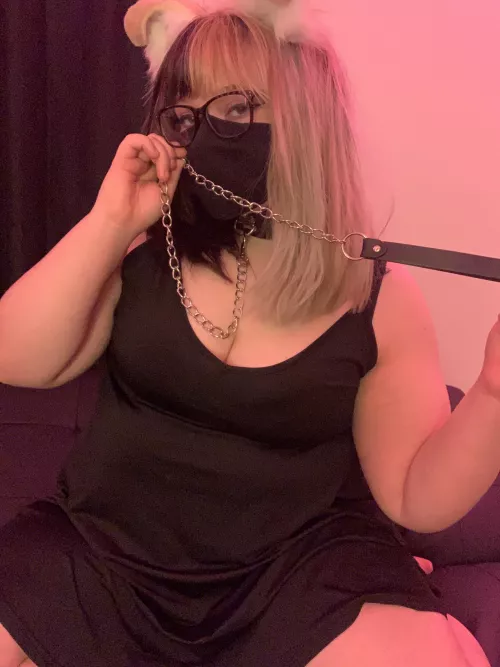 I need someone to lead me around by Lonvinhoney