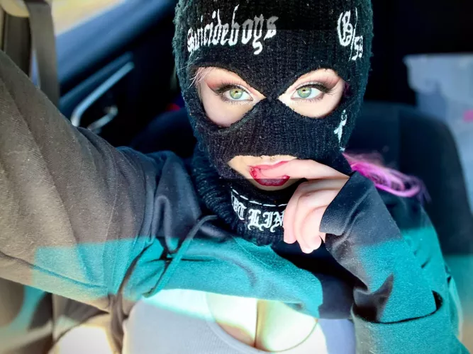 I need someone who looks like Ruby to come destroy me 😈 by Really_Mahwee