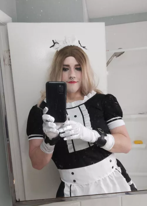 I need tasks fit for a sissy maid 😘 by pink_collarx