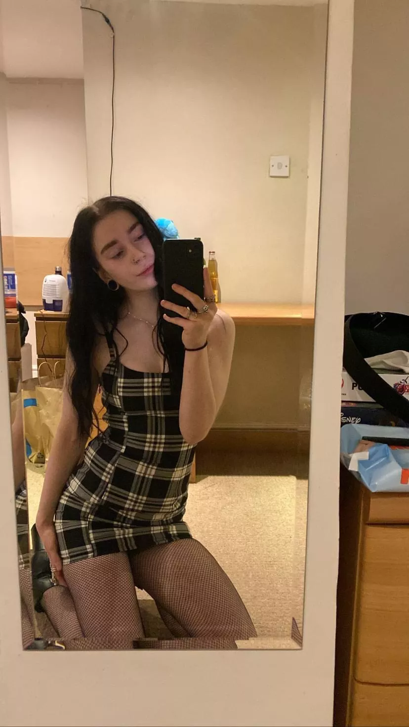 I never know what to say in here, so hi posted by Lunar_Sophie