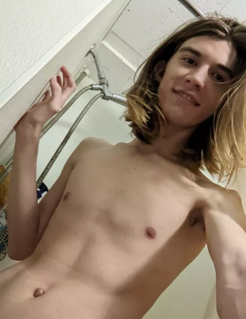 🐱 I never really know what to say on posts by meltedkittie