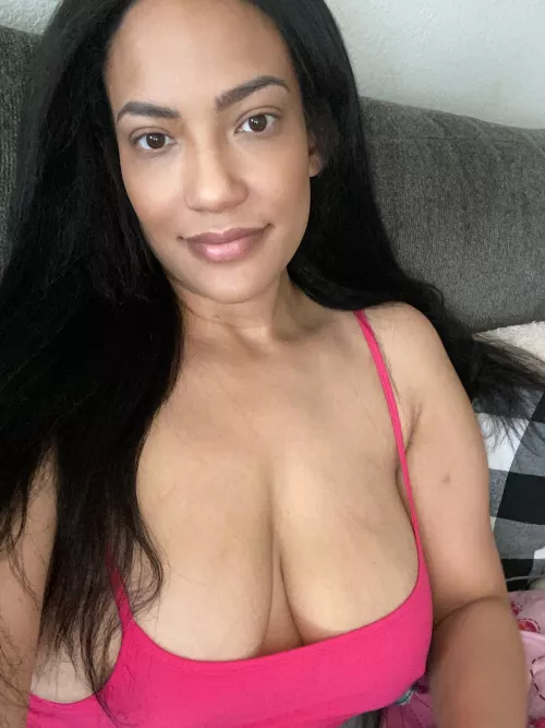 I never wear a bra at home by Optimalmilf1