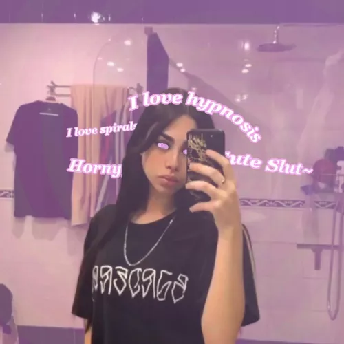 I olve hypnosis... I olve spirals... (hypno edit of me)☺ by fireweirdo