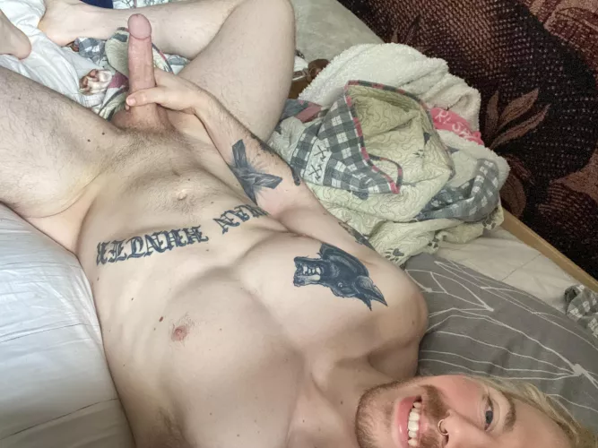 i overslept but i got up by switchy_sinner