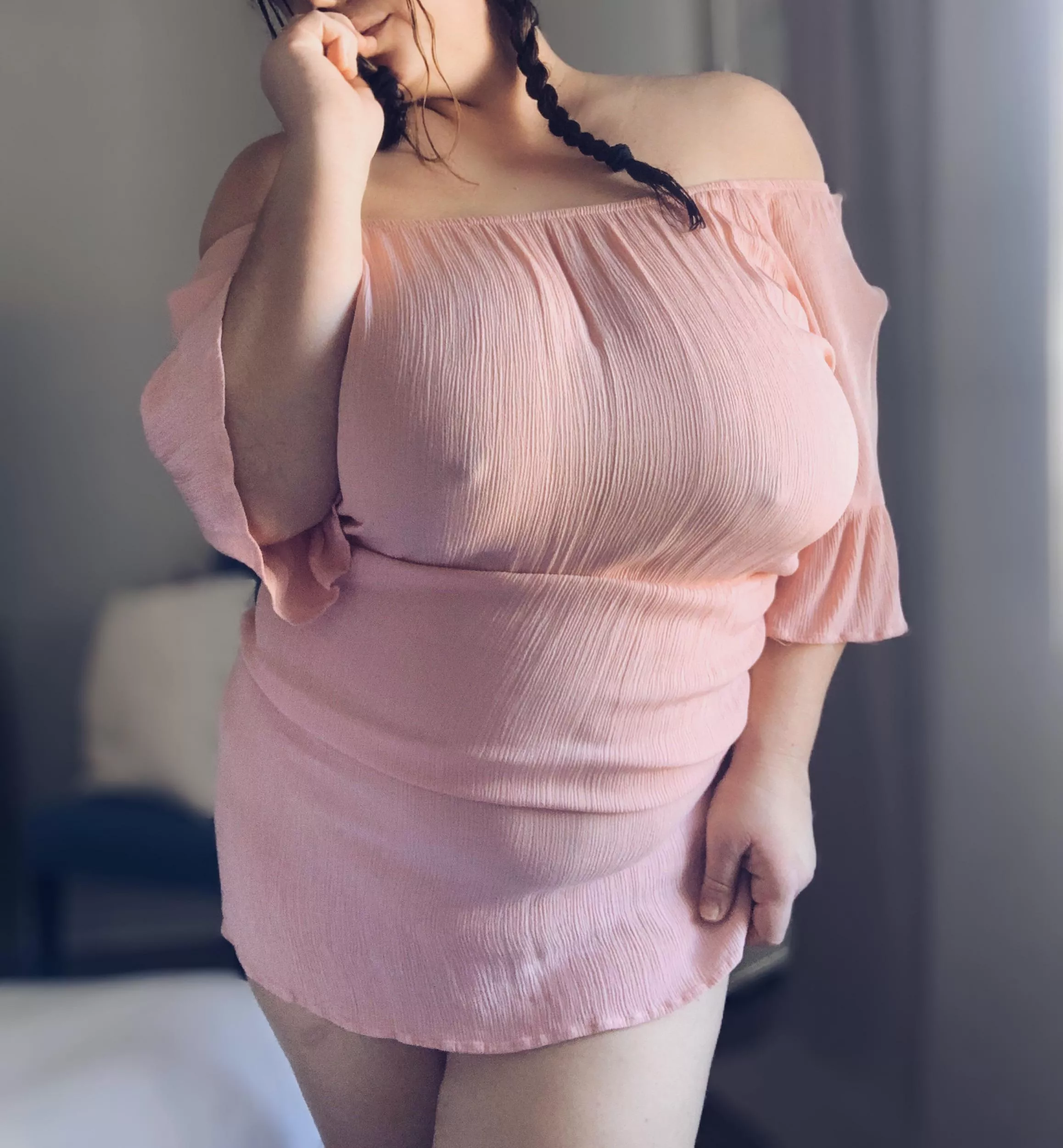 I promise I’ll be a good girl posted by Bustyybeautyyy