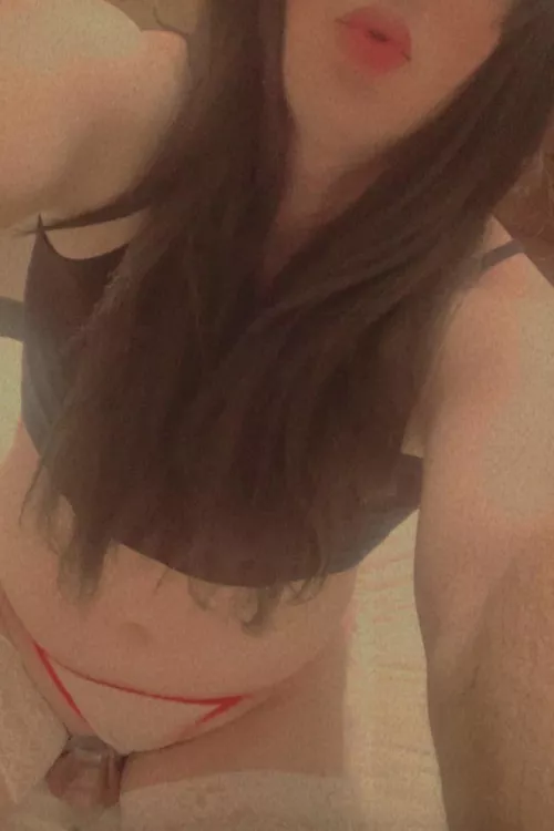 I realized I was a sissy recently. BBC ONLY I love huge cocks and cum by Pnwsissyboi